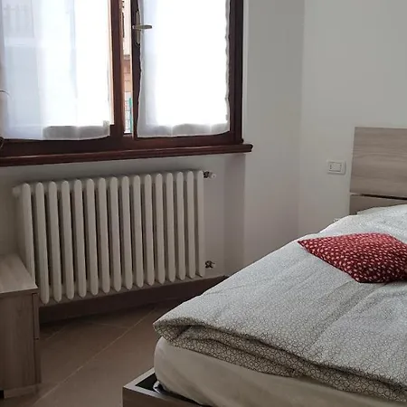 Casa La Pief 2 Rosso By Gardadomusmea Апартаменты *